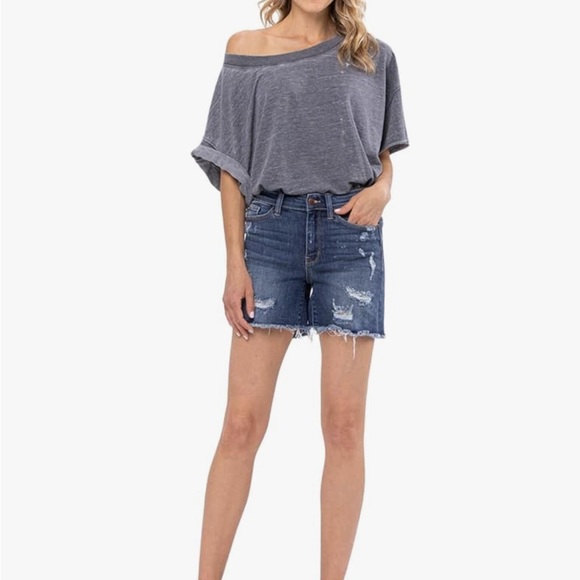 Judy Blue Shorts Distressed Blue Jean Shorts - Picture 11 of 14